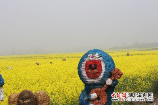 荆门打造华中最大规模稻草人艺术世界