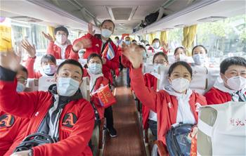 启程回家 难说再见