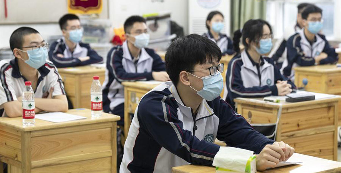 武汉：高三年级复学