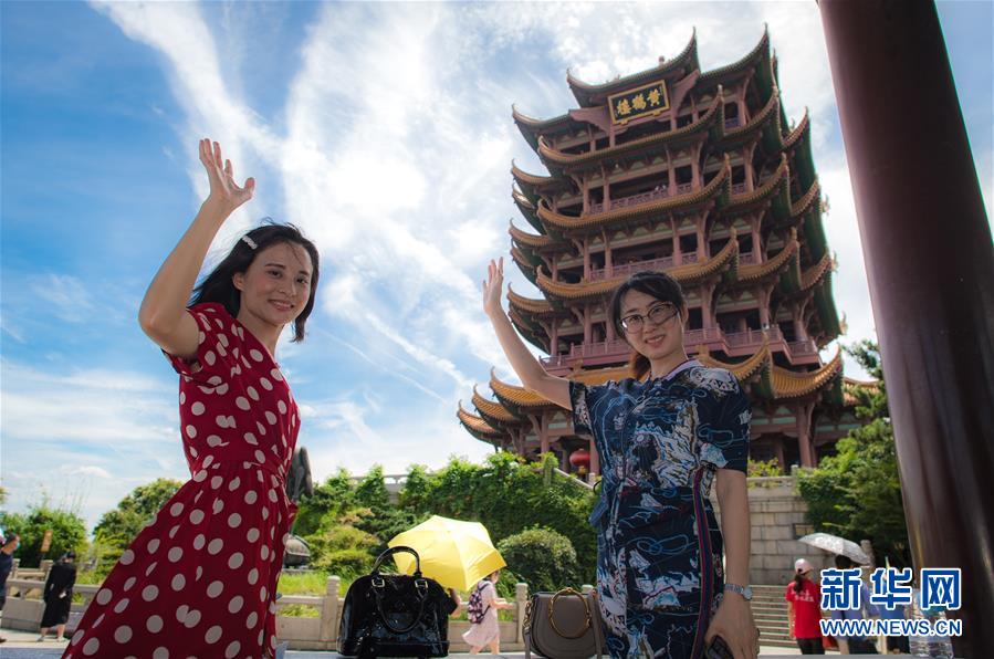 武汉&ldquo;免票游&rdquo;响应热烈 黄鹤楼日接待量触及上限