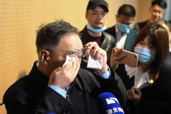 新华全媒+丨又见英雄泪&mdash;&mdash;张伯礼重访武汉江夏方舱