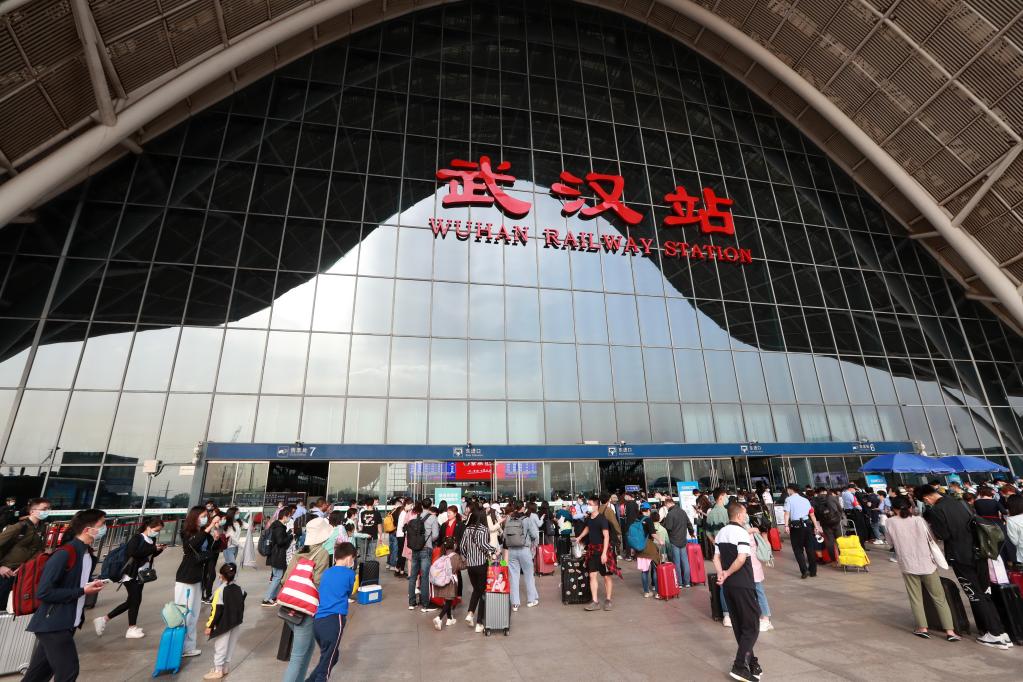 武汉“五一”假期铁路客流达疫情以来最高峰