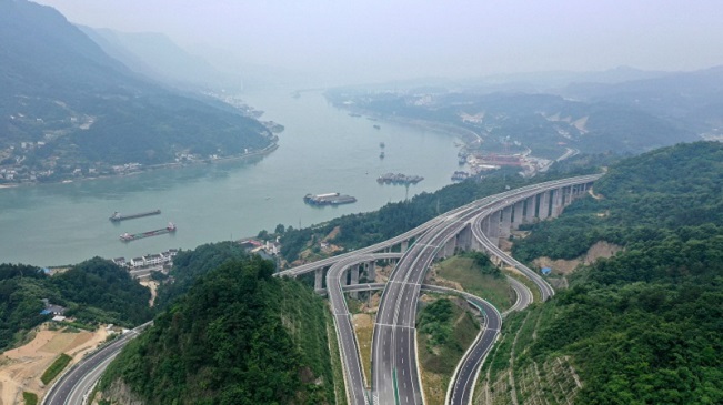 三峡翻坝江北高速通车在即 三峡枢纽通过能力再提升